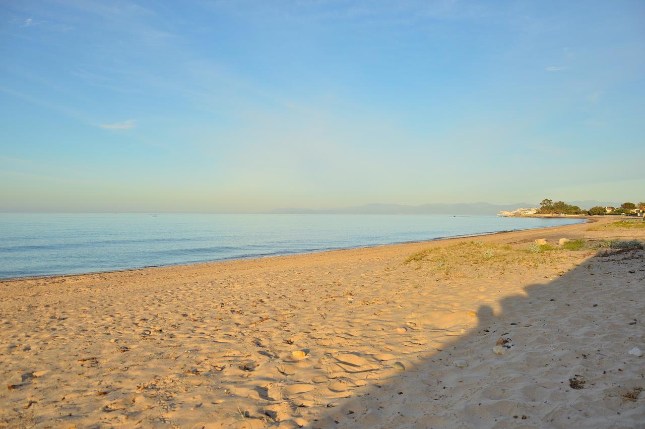 Quartu SantʼElena Residence Mar Mediterraneo מראה חיצוני תמונה