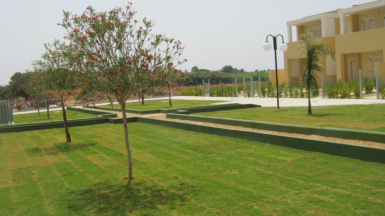 Quartu SantʼElena Residence Mar Mediterraneo מראה חיצוני תמונה