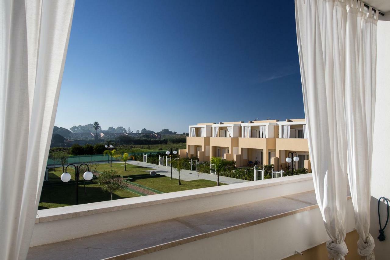 Quartu SantʼElena Residence Mar Mediterraneo מראה חיצוני תמונה